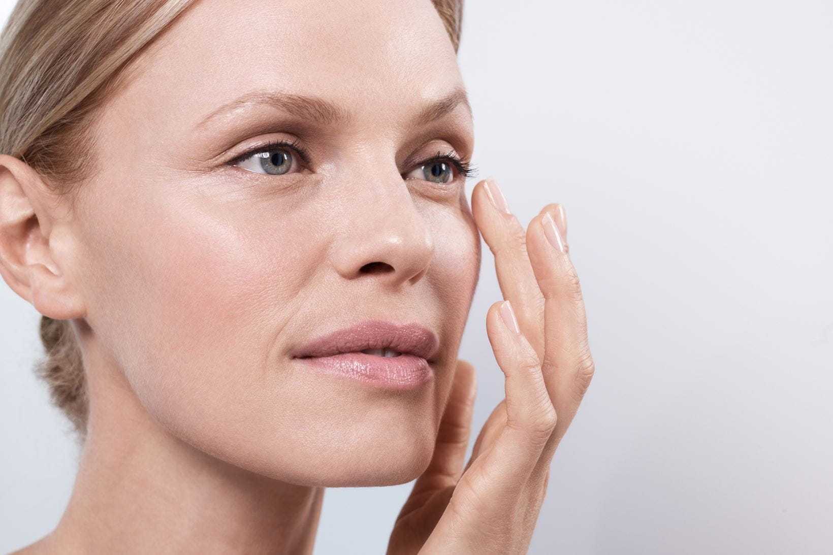 Как бороться с преждевременным старением кожи: помощь дерматолога-косметолога