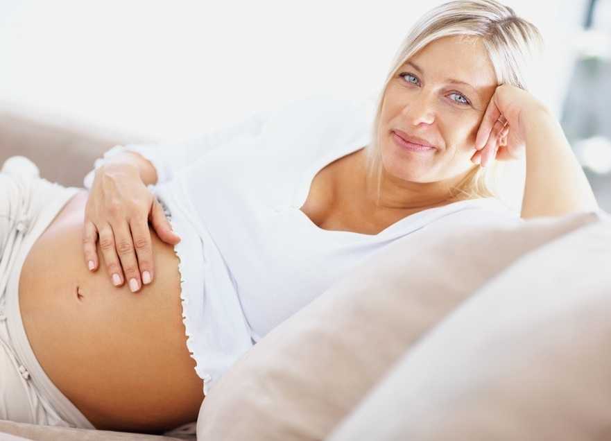 Осложнения во время беременности: как снизить риски наполовину